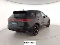 Nuova VW Touareg R-line 231 CV (169 kW) 2026 Nero metallizzato SUV