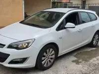 Usata Opel Astra Cosmo 110 CV (80 kW) 2013 Bianco Station wagon