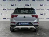 Używany VW T-Roc Life 116 KM (85 kW) 2024 Szary SUV