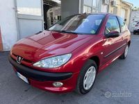 Usata Peugeot 206 2001 Berlina