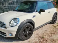 Usata Mini Cooper D 112 CV (82 kW) 2010 Utilitaria