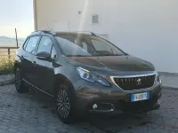 Usata Peugeot 2008 Active 102 CV (75 kW) 2019 Grigio SUV
