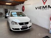 Usata VW Polo Comfortline 70 CV (51 kW) 2008 Bianco Utilitaria