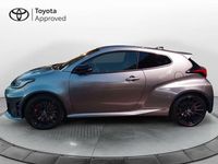 Usata Toyota Yaris 280 CV (205 kW) 2024 Grigio Utilitaria