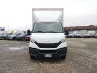 Usata Iveco Daily 136 CV (100 kW) 2022 Bianco Furgone