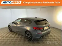 Usado BMW 118 Sport Line 150 CV (110 kW) 2019 Gris Utilitario