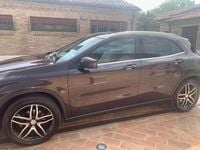 Usata Mercedes GLA200 Business 136 CV (100 kW) 2016 Marrone SUV