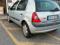 Usata Renault Clio 58 CV (42 kW) 2002 Berlina