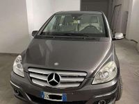 Usata Mercedes B200 Executive 140 CV (102 kW) 2011 Monovolume