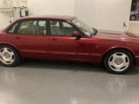Usata Jaguar XJR S 396 CV (291 kW) 1996 Rosso Berlina