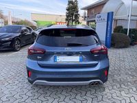 Begagnad Ford Focus Active X 125 HK (91 kW) 2022 Blå Sedan