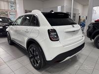 Nuova Fiat 600 La Prima 145 CV (106 kW) 2025 Bianco pastello SUV