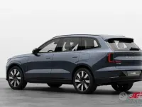 Nuova Volvo EX90 Ultra 178 kW (243 CV) 2026 Blu SUV