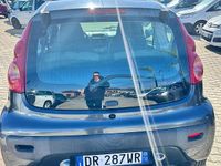 Usata Peugeot 107 68 CV (50 kW) 2008 Nero Utilitaria