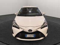 Usata Toyota Yaris Active 69 CV (50 kW) 2017 Bianco Berlina