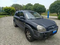 Usata Hyundai Tucson Dynamiq 113 CV (83 kW) 2005 Nero SUV