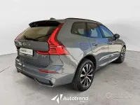 Usata Volvo XC60 Plus 197 CV (144 kW) 2023 Grigio SUV