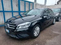Usata Mercedes A180 109 CV (80 kW) 2014 Nero Utilitaria
