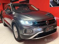 Usata VW T-Roc Style 150 CV (110 kW) 2022 Grigio SUV