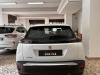 Usata Peugeot 2008 Active 110 CV (80 kW) 2021 Bianco SUV