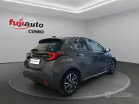 Gebraucht Toyota Yaris Hybrid Trend 116 PS (85 kW) 2022 Grau Kleinwagen