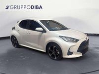 Ny Toyota Yaris Hybrid Lounge 131 HK (96 kW) 2026 Vit Halvkombi