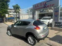 Usata Nissan Juke Tekna 117 CV (86 kW) 2011 Grigio SUV