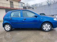Usata Fiat Punto Dynamic 69 CV (50 kW) 2004 Blu Utilitaria