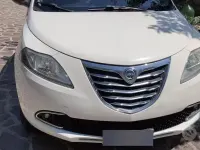 Usata Lancia Ypsilon 85 CV (62 kW) 2013 Bianco Utilitaria