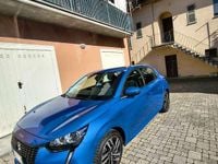 Usata Peugeot 208 Allure 101 CV (74 kW) 2021 Blu Utilitaria