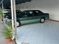 Usata Mercedes E200 122 CV (89 kW) 1991 Verde Berlina
