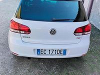 Usata VW Golf VI 105 CV (77 kW) 2010 Bianco Utilitaria