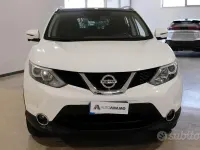 Usata Nissan Qashqai Tekna 110 CV (80 kW) 2016 Bianco SUV
