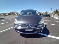 Usata Peugeot 807 Allure 163 CV (119 kW) 2010 Grigio Monovolume