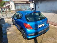 Usata Peugeot 207 70 CV (51 kW) 2006 Blu Berlina