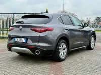 Usata Alfa Romeo Stelvio 209 CV (153 kW) 2018 Grigio SUV