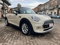 Occasion Mini Cooper D 116 ch (85 kW) 2015 Beige Citadine