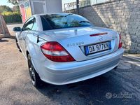 Usata Mercedes SLK200 163 CV (119 kW) 2005 Grigio Cabrio