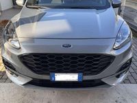 Usata Ford Kuga ST-Line 152 CV (111 kW) 2023 Grigio SUV