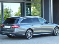 Usata Mercedes E220 Premium 194 CV (142 kW) 2020 Grigio Station wagon