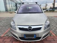 Usata Opel Zafira Cosmo 94 CV (69 kW) 2007 Monovolume