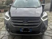 Usata Ford Kuga 120 CV (88 kW) 2018 Blu SUV