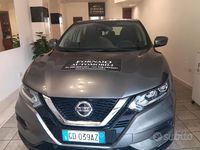 Usata Nissan Qashqai 116 CV (85 kW) 2020 Grigio SUV