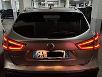 Usata Nissan Qashqai Tekna 131 CV (96 kW) 2018 Grigio SUV