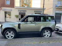 Usata Land Rover Defender SE 249 CV (183 kW) 2022 Verde SUV