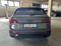 Nuova Audi Q5 Sportback Ambiente 204 CV (150 kW) 2025 Grigio chronos SUV