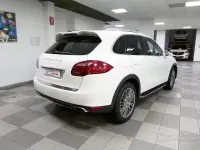 Usata Porsche Cayenne 245 CV (180 kW) 2012 Bianco SUV