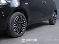 Usata Lancia Ypsilon 69 CV (50 kW) 2024 Nero vulcano Utilitaria