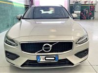 Usata Volvo V60 Inscription 190 CV (139 kW) 2019 Grigio Station wagon