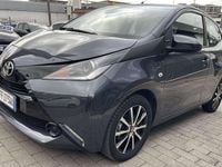 Usata Toyota Aygo X-pure 69 CV (50 kW) 2016 Grigio Utilitaria